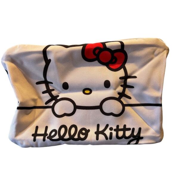 New - Hello Kitty Lunch Bag, Cooler, Thermal Insulated Tote - Picture 4 of 5